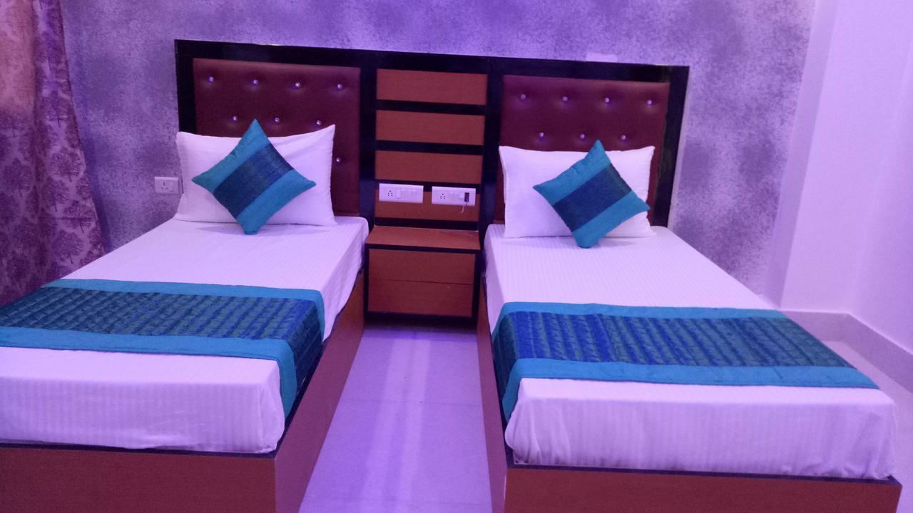 Capital O 13310 Noida Suites Екстер'єр фото